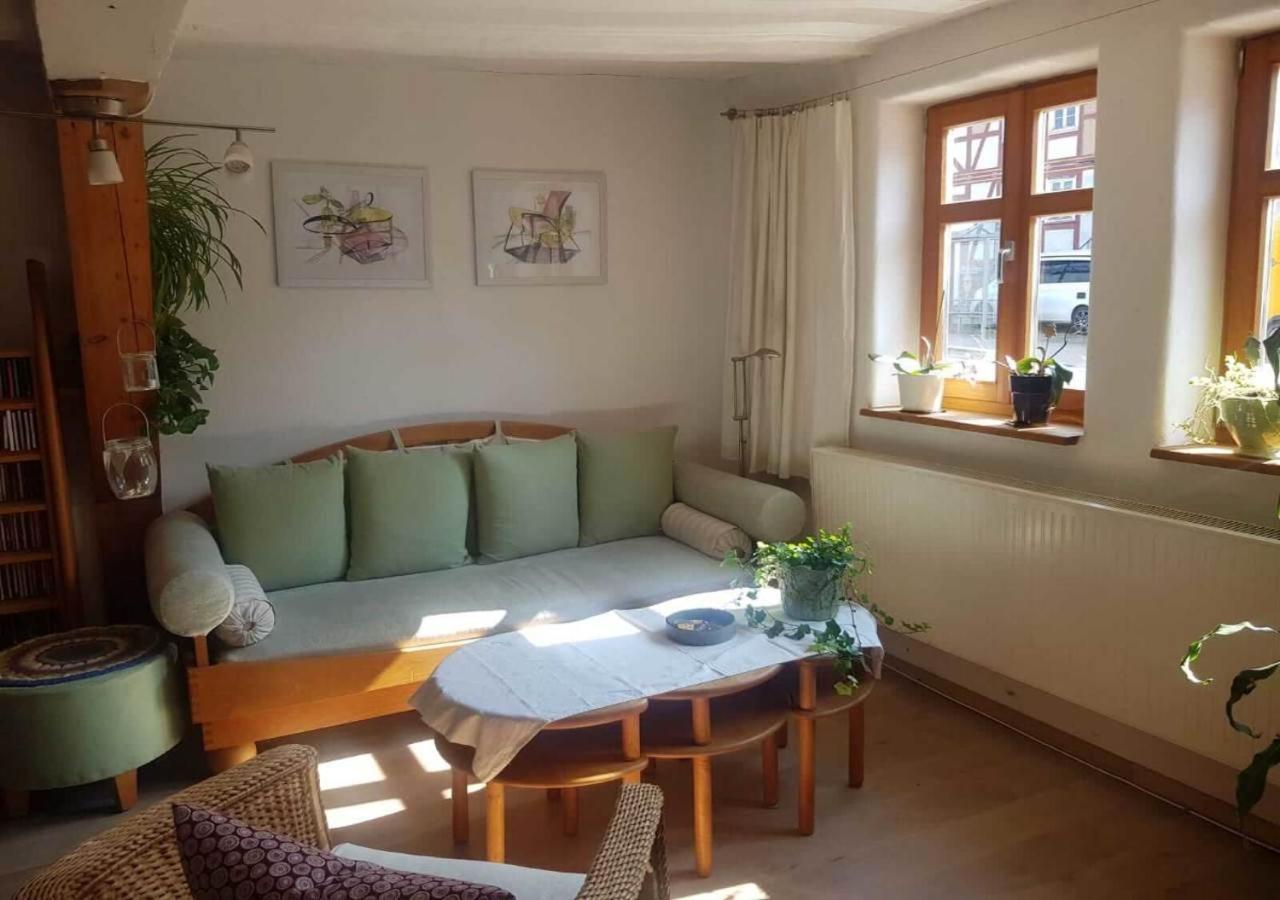 Aeltestes Haus In Quentel - Ferienwohnung 1 Mit Kleinem Garten Hessisch Lichtenau Exterior photo